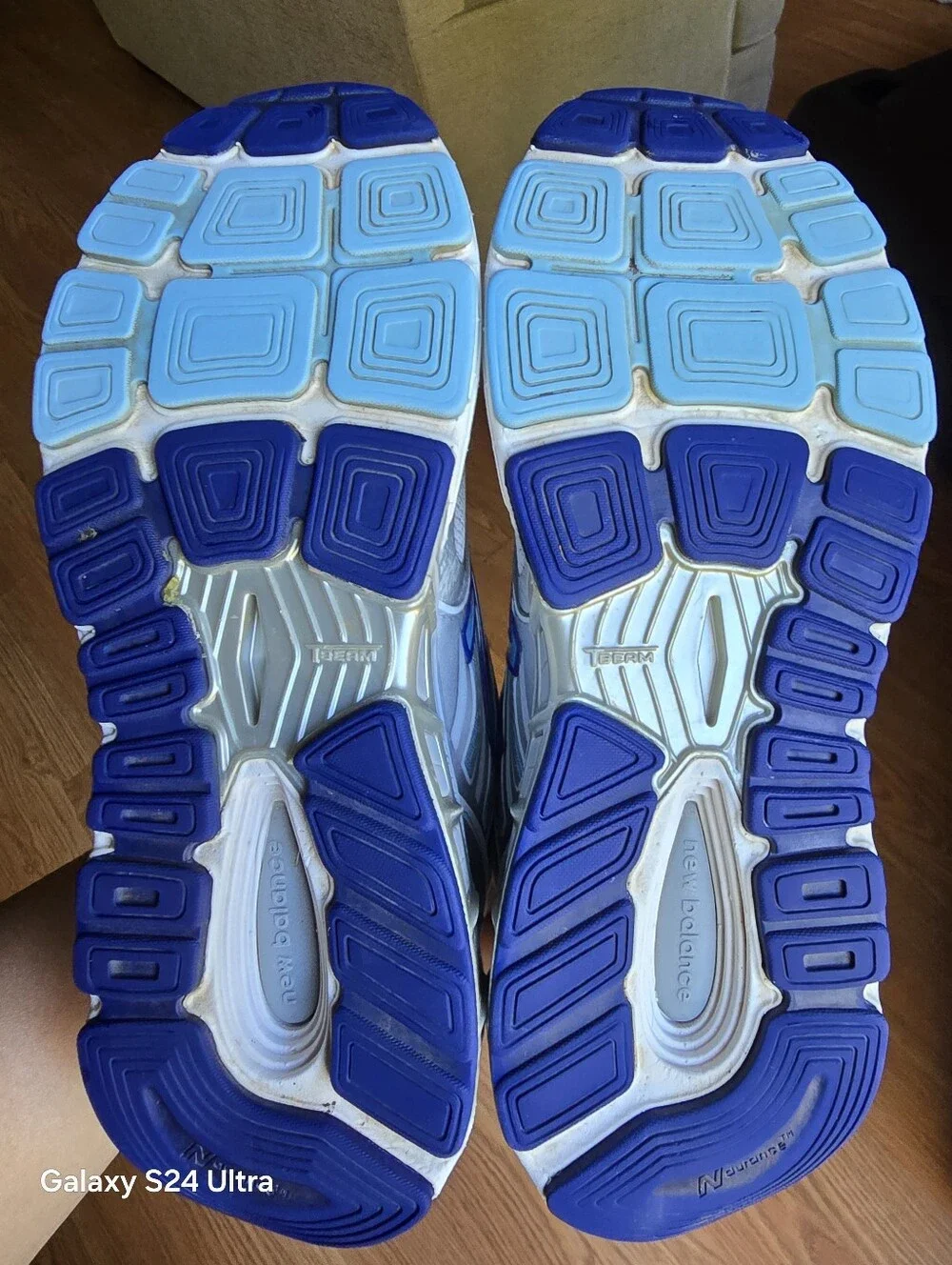 Sz 9.5 Women's NEW BALANCE 140v3 'Clear Sky Blue Colorway' Running Shoes